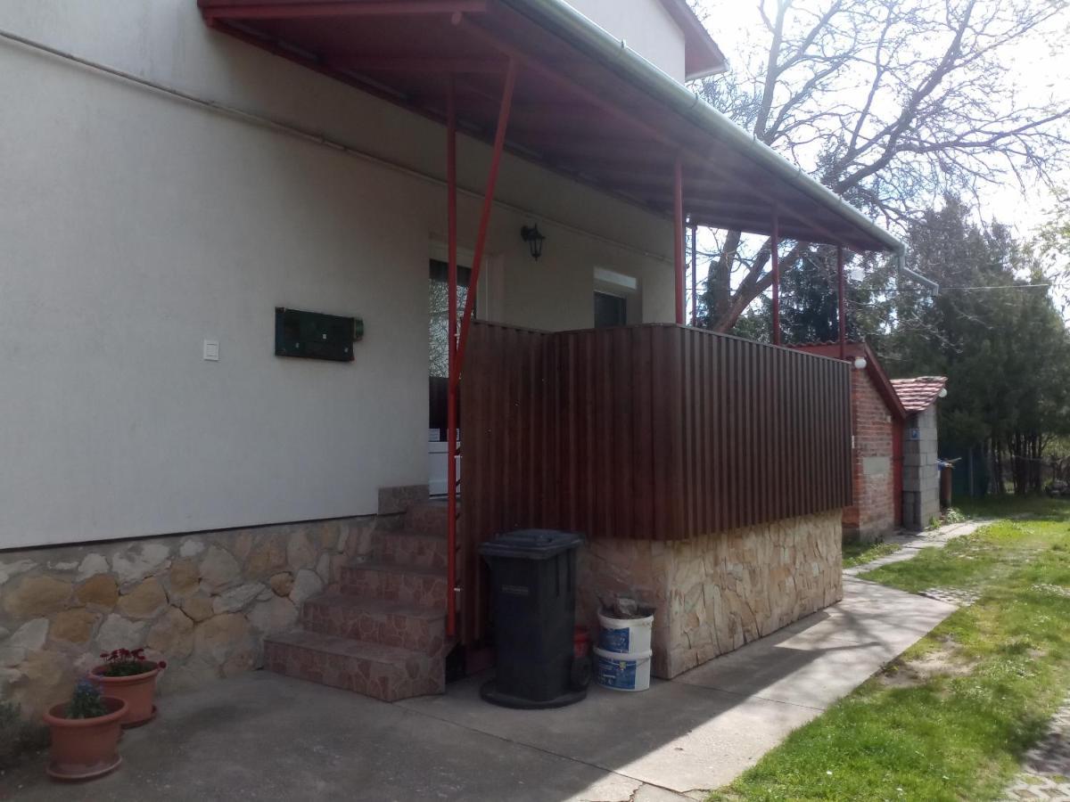 Budai Vám Apartmanház Pécs Exterior foto
