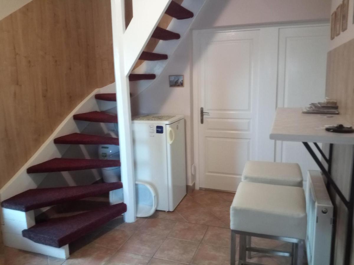 Budai Vám Apartmanház Pécs Exterior foto