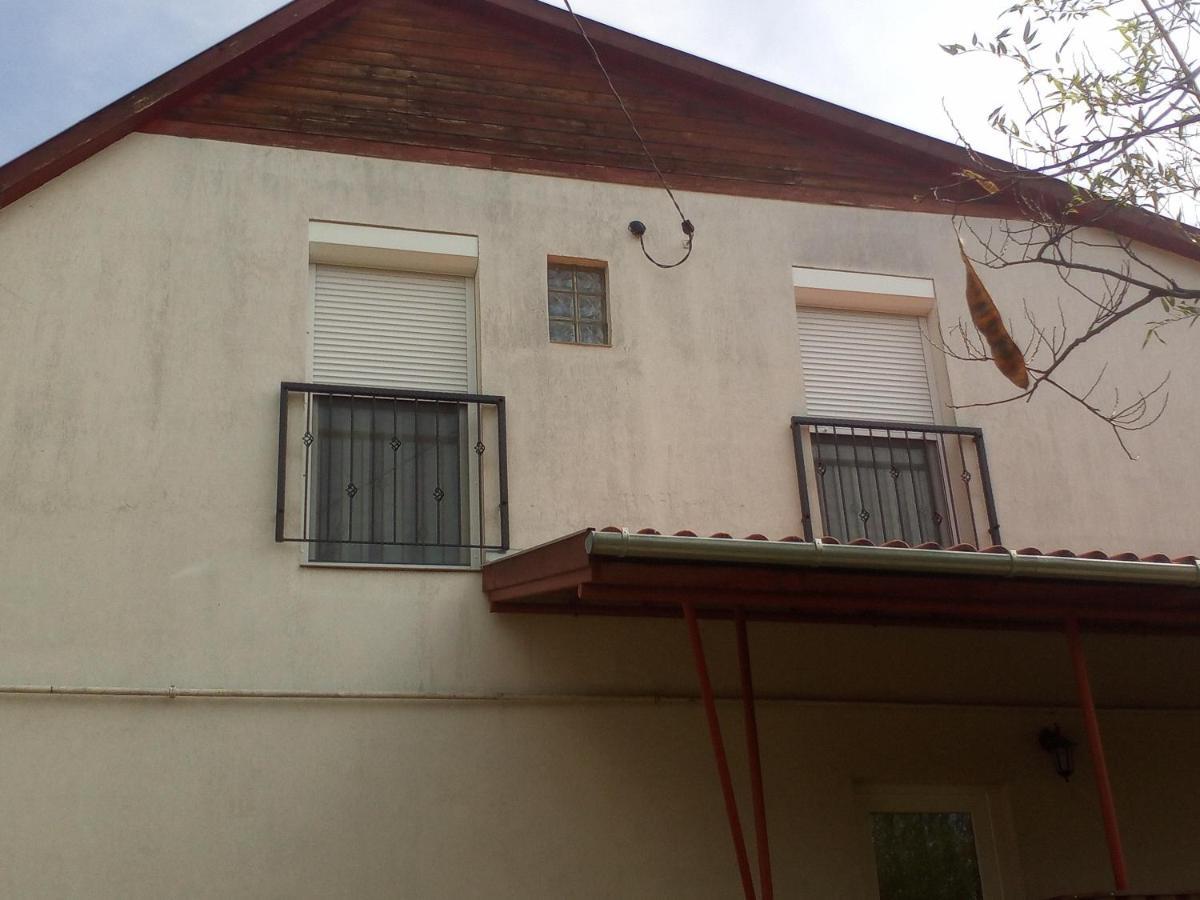 Budai Vám Apartmanház Pécs Exterior foto