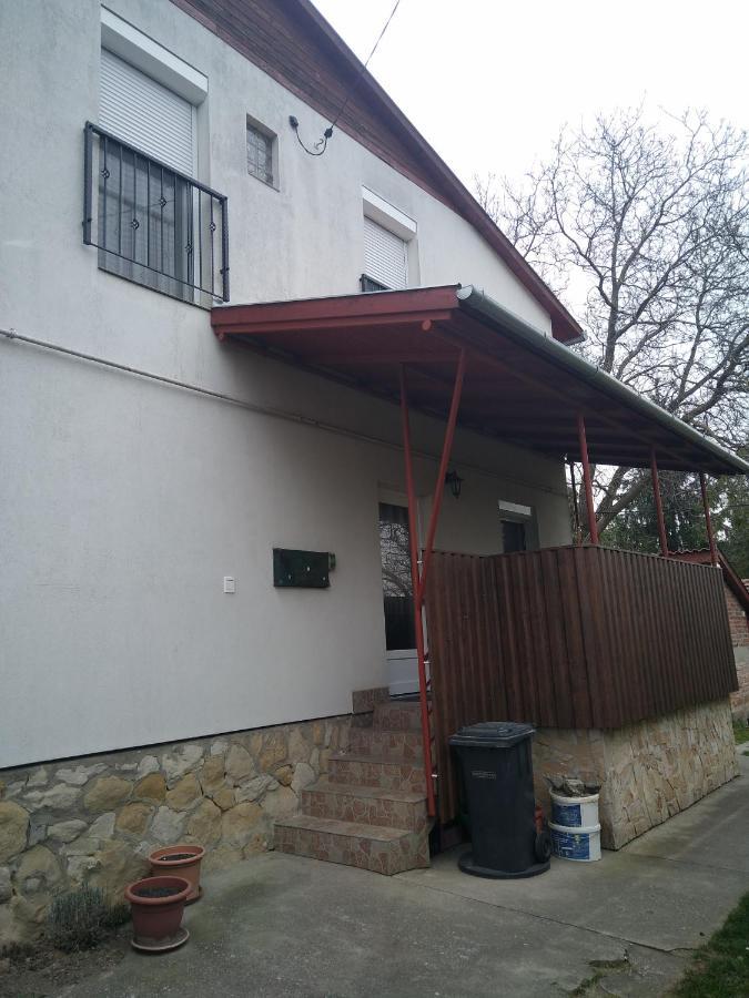 Budai Vám Apartmanház Pécs Exterior foto