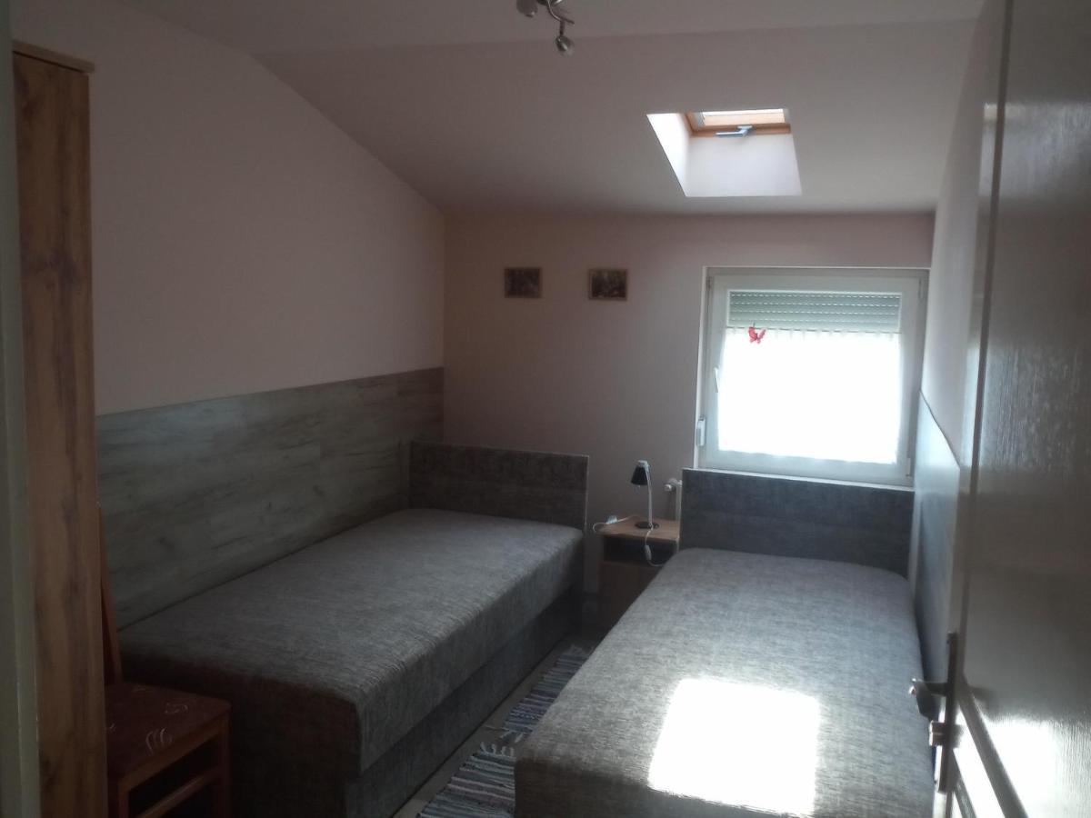 Budai Vám Apartmanház Pécs Exterior foto