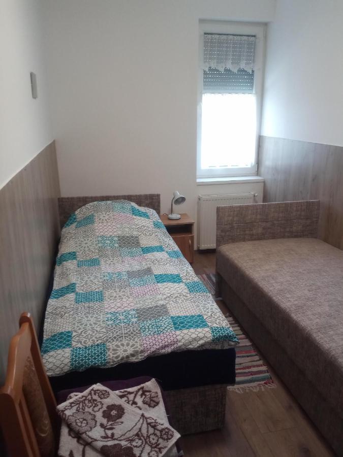 Budai Vám Apartmanház Pécs Exterior foto